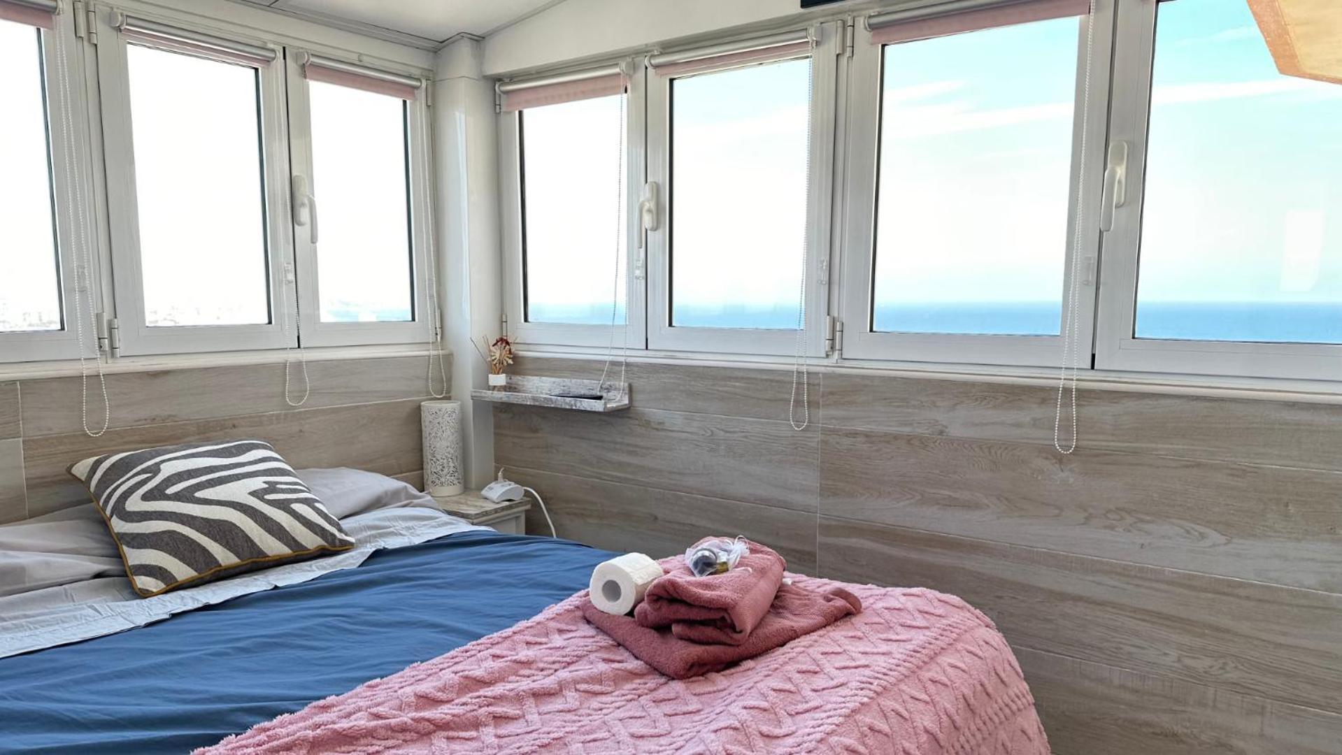 Ferienwohnung Atico A 50M Del Mar. Parking Gratis. A/C El Campello Exterior foto